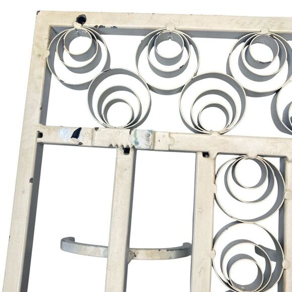 Wall Hanging Metal Wine‎ Rack Wall Hanging - Picture 3 of 6